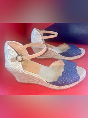 Kanna Espadrille Wedge Suede Sandal Navy Blue Beige Made In Spain Size 37 /6.5